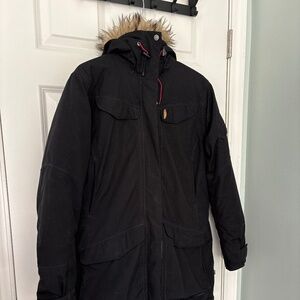 Fjall Raven Winter Coat with faux fur hood